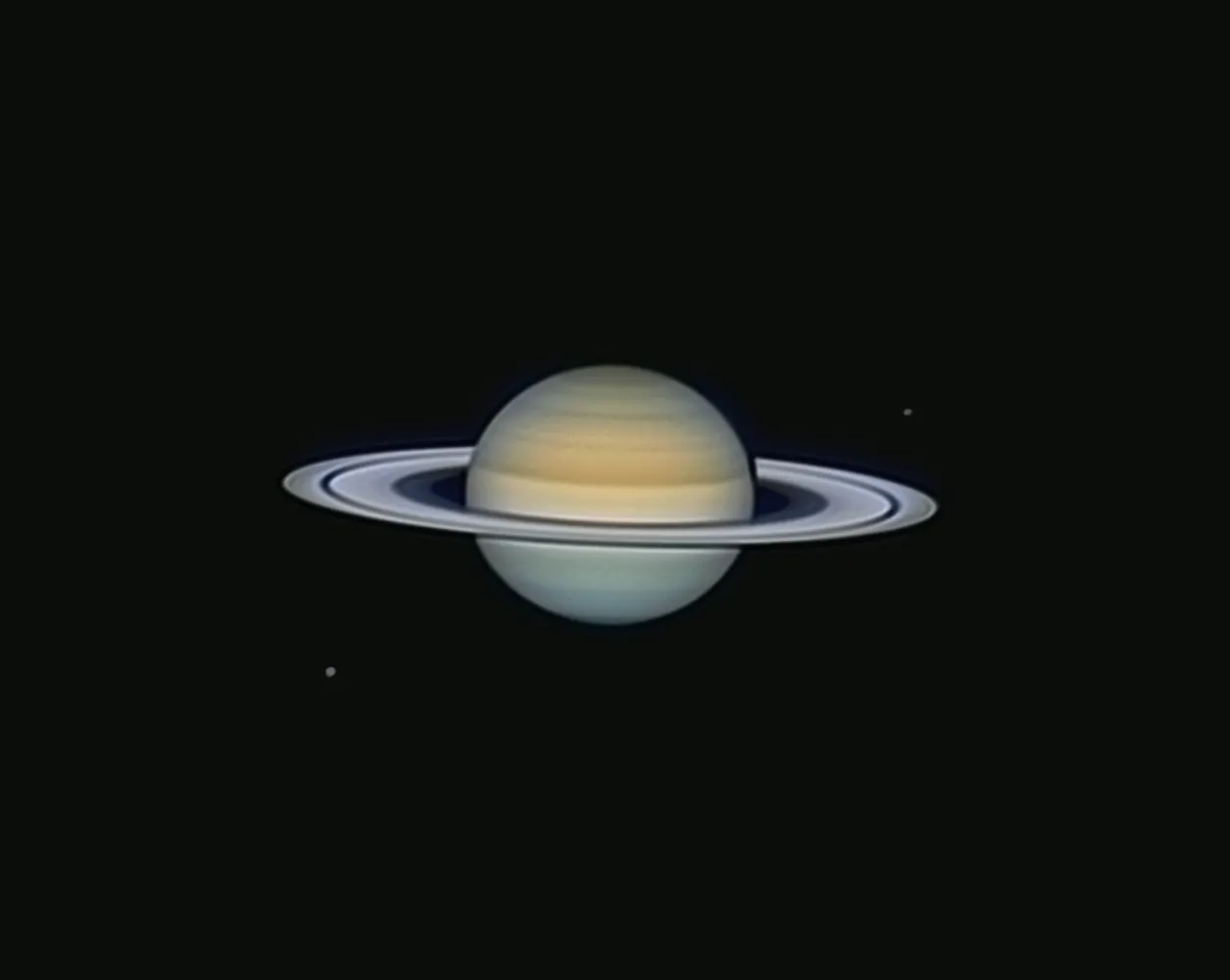 Jupiter, 21 août 2023, diamètre apparent: 42 secondes d'arc, détails visibles: Grande Tâche Rouge, satellite Io et son ombre qui se projette sur la GTR, telescope newton de 500 mm de diamètre, monture de type dobson avec entrainement par table équatoriale, focale utilisée: 8000mm, caméra ZWO 662c; compilation de 2500 images., @Henri-Pierre